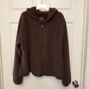 Brown coat with soft furry inside 3X...only worn few times.